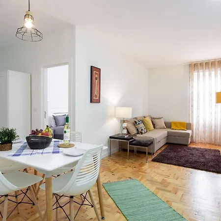 Apartment Lovelystay Bonfim Charming